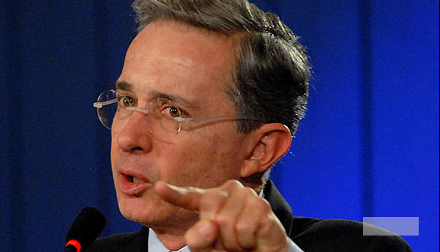 Por prescripción de cargos la Corte Suprema no abrirá investigación al ex presidente Uribe