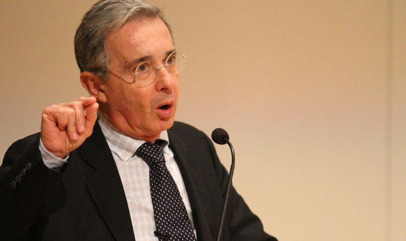 Uribe quiere llegar a la Comisión Legislativa Especial de Paz