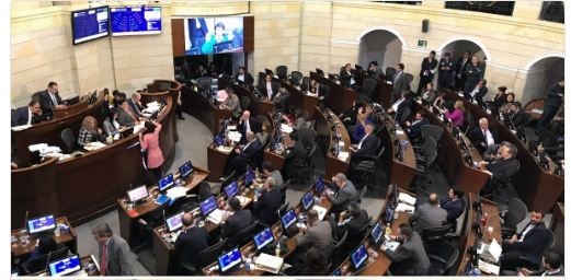Se encendio polémica Juridica y Politica por las llamadas 16 curules para la Paz,el Senado dijo no  y Santos dice que si fueron aprobadas