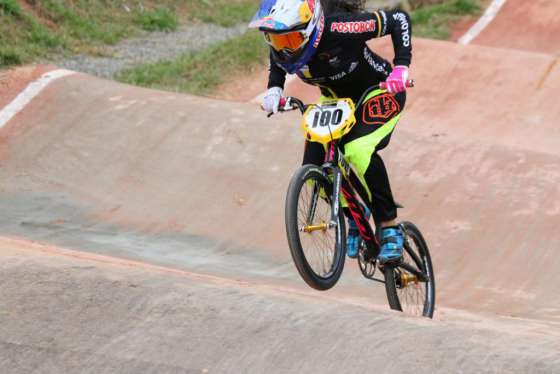 Medallistas olímpicos lideran selección Colombia de BMX con miras a válidas internacionales