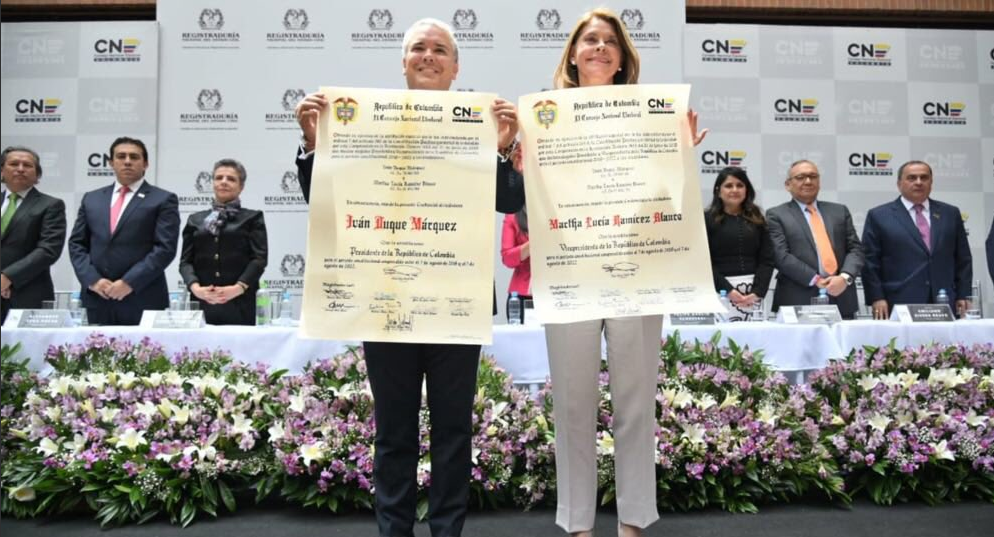 CNE le entregó la credencial a Iván Duque y Marta Lucía Ramírez como presidente y vicepresidente