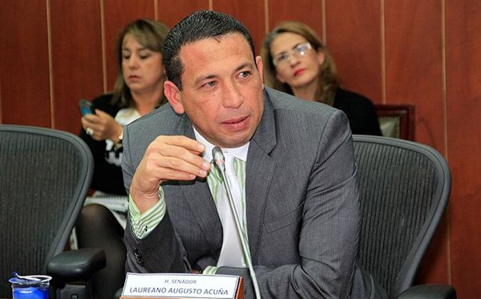 Senador Laureano Acuña cuestiona recorte presupuestal en programas sociales