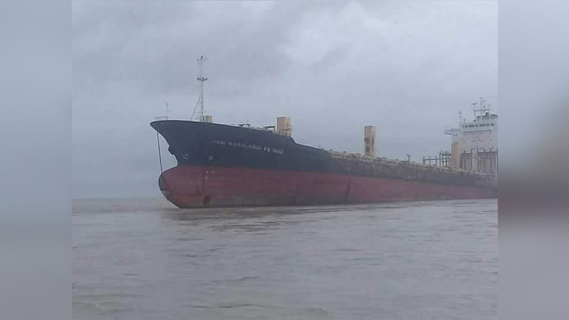 Un enigmático barco fantasma sin tripulación ni carga aparece en las costas de Birmania
