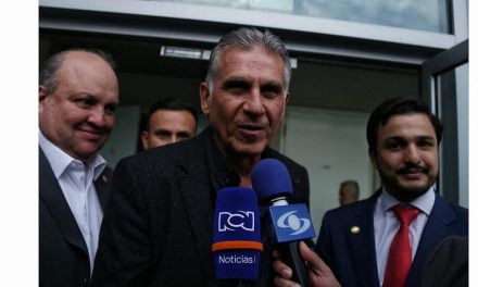 Carlos Queiroz firma este jueves en Bogotá su vinculación como nuevo D.T. de Colombia