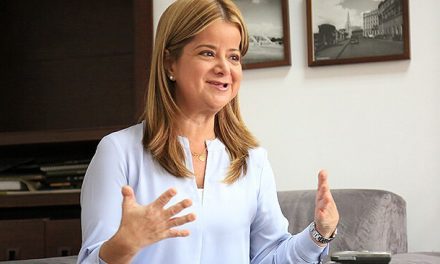 Elsa Noguera será candidata a la Gobernación del Atlántico. Liberalismo no confirma aún su adhesión