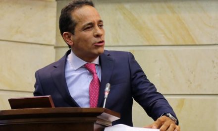 Alexander López segundo Vicepresidente del Senado, un defensor de las causas sociales