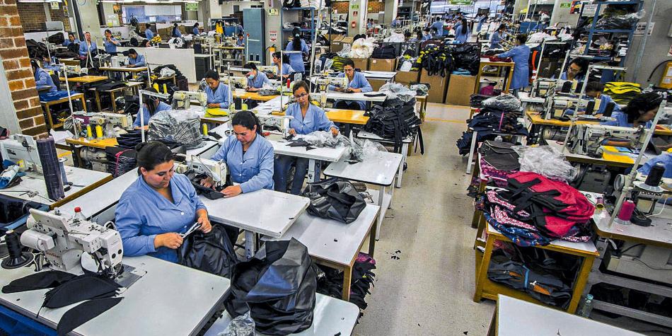 “PRIMER SEMESTRE DEJA UN BALANCE POSITIVO PARA EL COMERCIO, LA INDUSTRIA Y EL TURISMO”: MINCOMERCIO