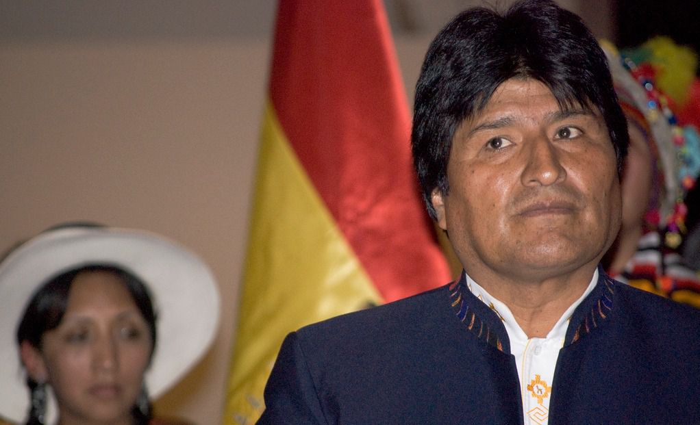 Fiscalía de Bolivia ordena detener al expresidente Evo Morales