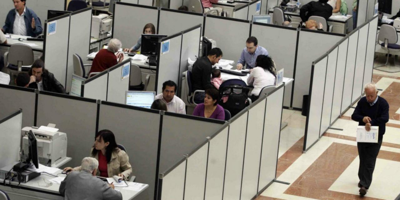 Fallo abre la puerta para que funcionarios no paguen impuesto por Covid-19