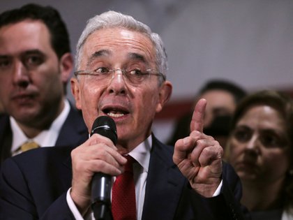 Álvaro Uribe: “Es importante que el mundo insista en que Cabo Verde extradite a Alex Saab a Estados Unidos”