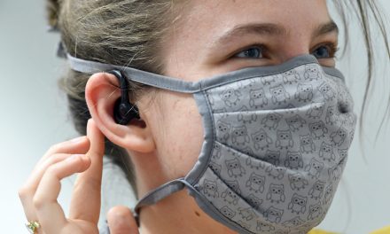 Atención : El coronavirus puede alojarse también en los oídos