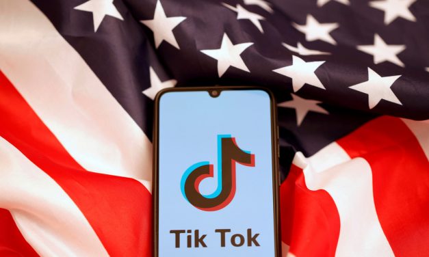 Trump advierte que EE.UU. «puede prohibir TikTok» en su territorio