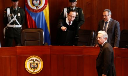 Caso Uribe pasaría a la Fiscalía. Corte decide este traslado y tendrá pronto una respuesta