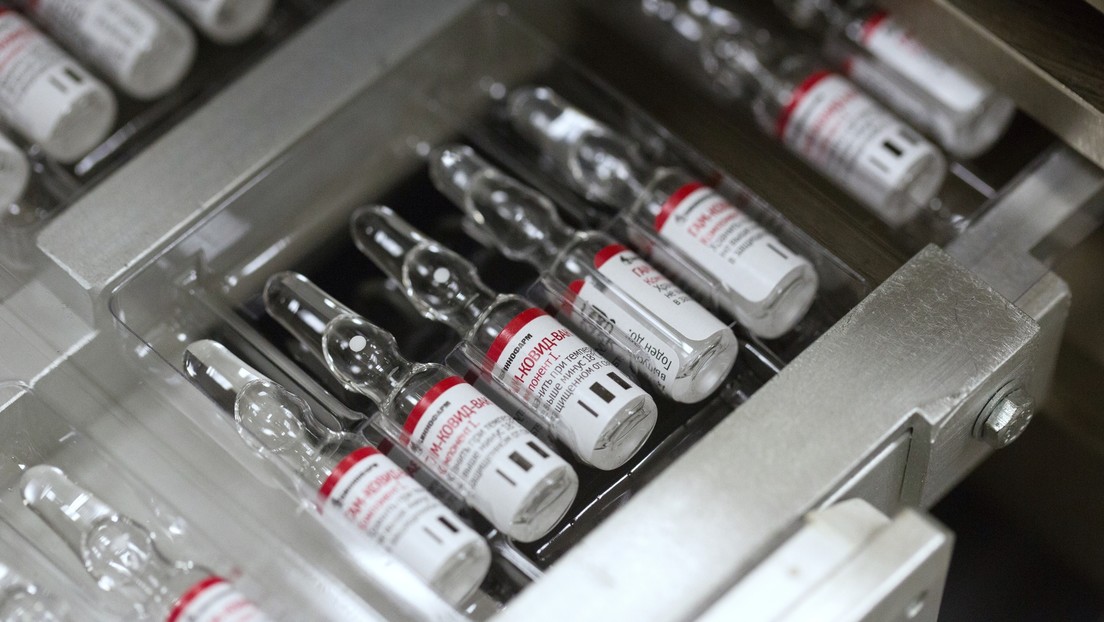 Rusia produce el primer lote de la vacuna Sputnik V contra el coronavirus