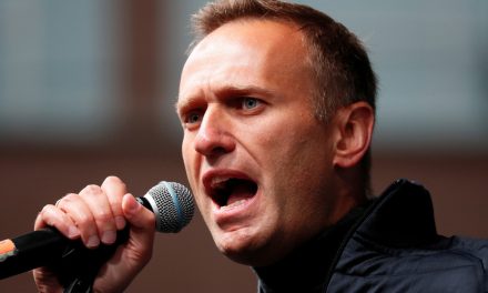 Alemania afirma haber encontrado rastros de veneno  en el cuerpo de Navalny opositor Ruso