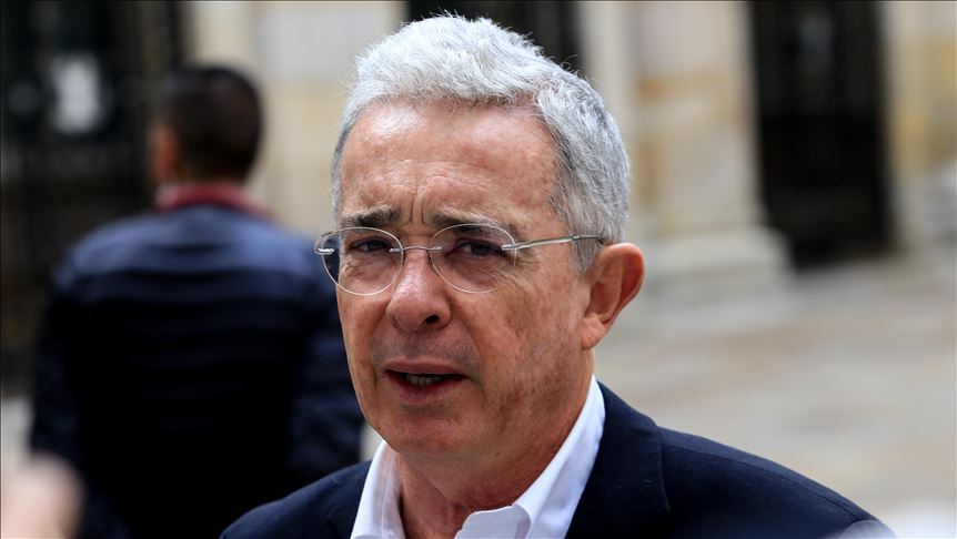 la reacción del ministro de Defensa en caso protestas es la correcta: Alvaro Uribe