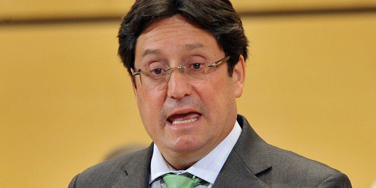 El extraño correo de un testigo contra el embajador Francisco Santos