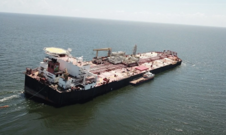 Un millón de barriles de petróleo venezolano a punto de derramarse en el atlántico
