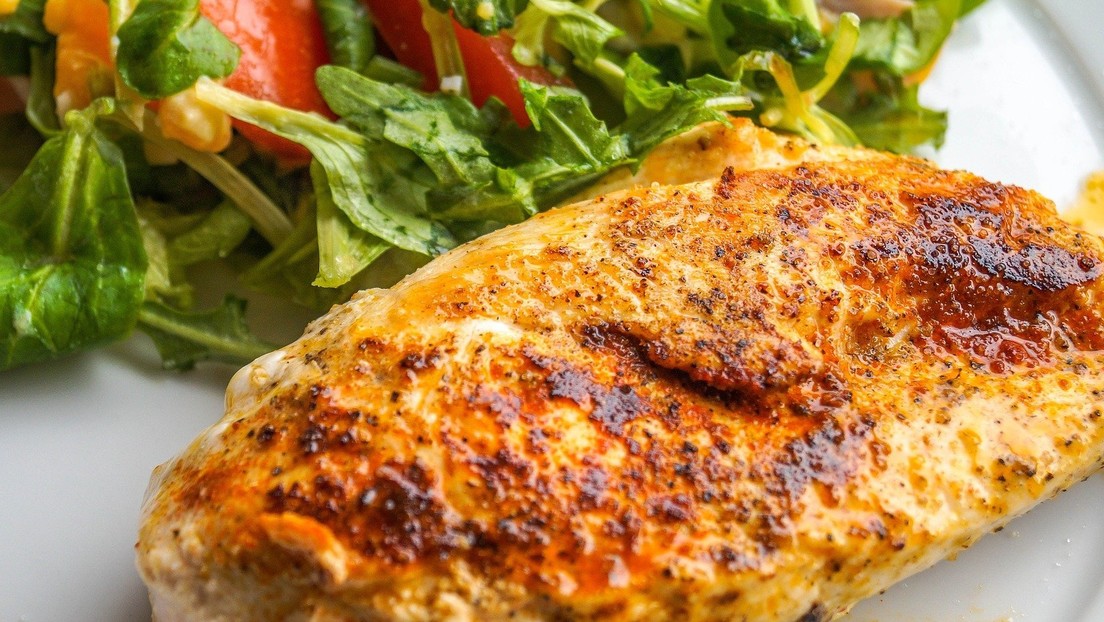 Un joven despierta del coma tras escuchar a su hermano ‘amenazar’ con comerse su plato favorito