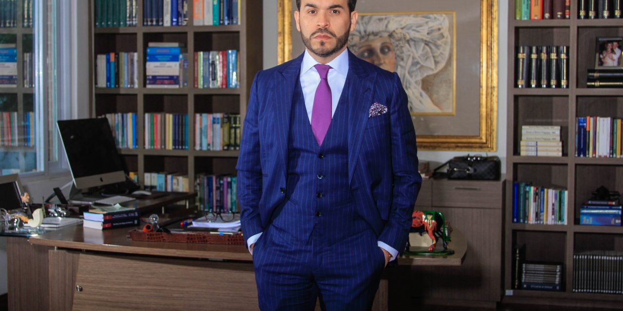 ABELARDO DE LA ESPRIELLA ABOGADO ESPECIALISTA EN DERECHO PENAL Y ADMINISTRATIVO, RECIBIRÁ EL PREMIO POLITIKA 2020 gESTION Y LIDERAZGO