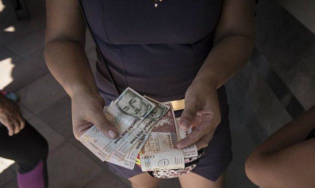 Gobierno fija el salario mínimo por encima de 1 millón de pesos