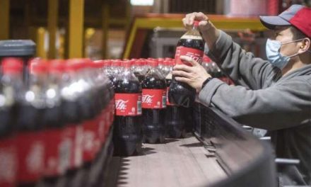 Coca-Cola organiza un curso para que sus empleados aprendan a «ser menos blancos»