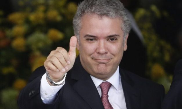 Encuesta Guarumo: sube imagen favorable del presidente de Colombia; cae la de alcaldes