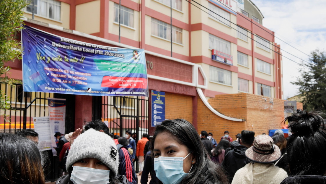 Se eleva a siete el número de estudiantes que fallecieron por caer al vacío tras romperse una baranda en una universidad de Bolivia