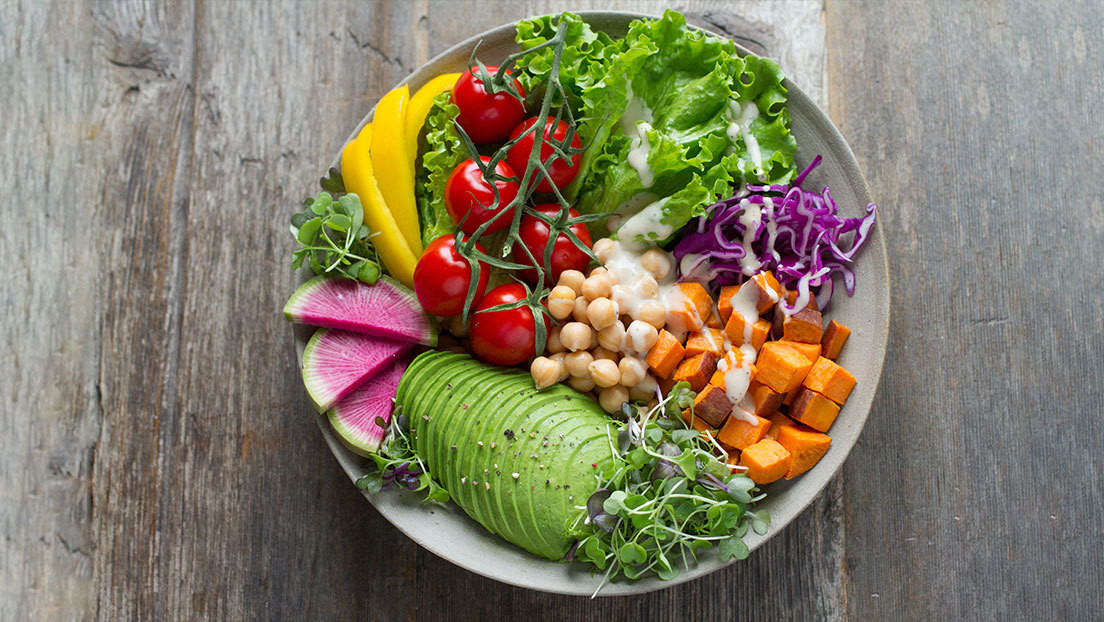 ¿Cuántas frutas y verduras hay que comer para vivir más? Un estudio de Harvard determina la cantidad y la combinación óptimas