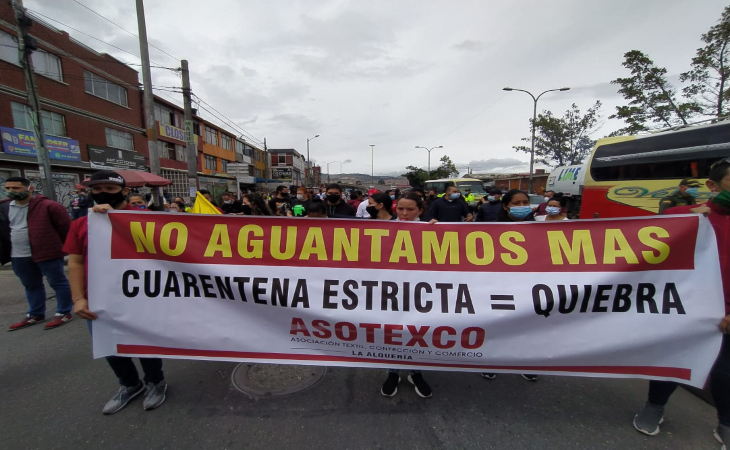 Protestas hoy en Bogotá en vivo: comerciantes cierran vías y problemas en Transmilenio