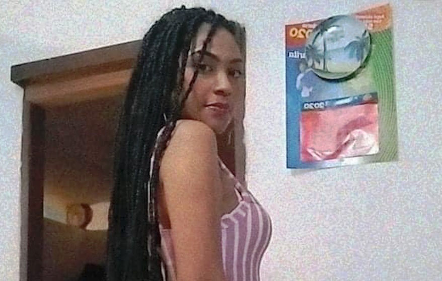 Asesinan a una joven de 22 años en la terraza de su casa para robarle un celular en Cartagena.