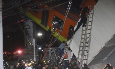 Video muestra momento exacto del desplome del Metro de la Ciudad de México; suman más de 20 muertos y decenas de heridos