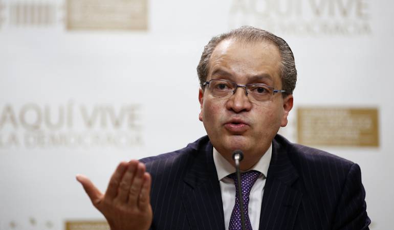 Colombia necesita una consulta popular para salir de la crisis, SOSTIENE EL EXPROCURADOR Fernando Carrillo