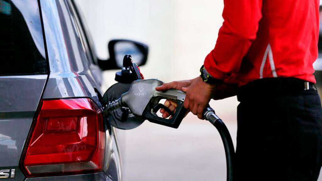 Aprobada ley que define la base gravable para la sobretasa a la gasolina