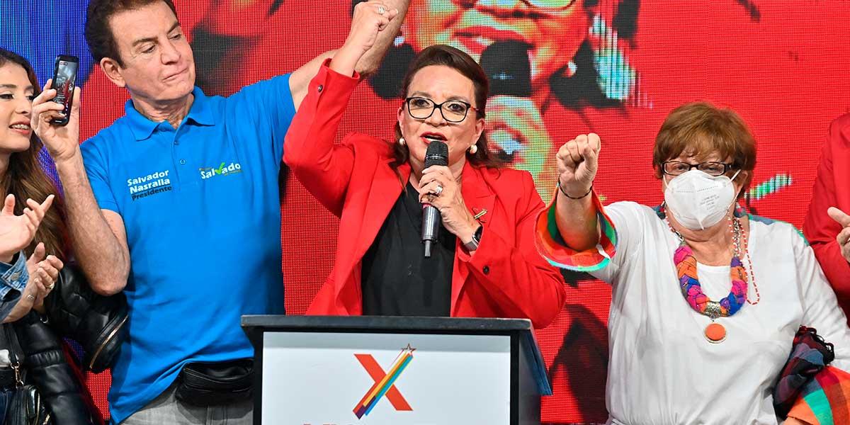Xiomara Castro, la primera presidenta de Honduras y la mujer que devuelve la izquierda al poder tras el golpe de Estado contra su esposo