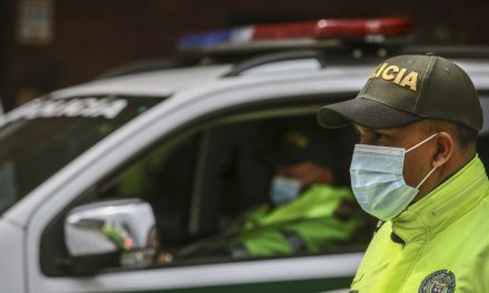 Un conductor asesina a un limpiavidrios venezolano en la ciudad de Medellín