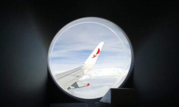 Cancelaciones de vuelos en Colombia han afectado a más de 17.000 personas por contagios de COVID-19