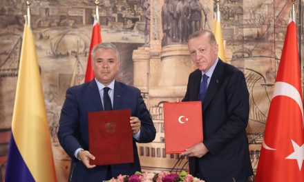 «Un paso trascendental»: Colombia y Turquía firman acuerdos para elevar sus relaciones a nivel estratégico