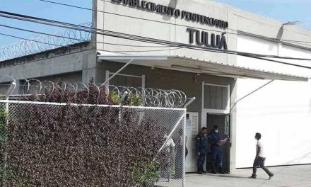 52 reclusos murieron en un incendio durante un motín en carcel de Tuluá Valle