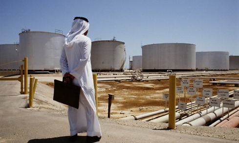 Saudi Aramco: la empresa que anunció beneficios récord que superan el PIB de más de la mitad de los países del mundo