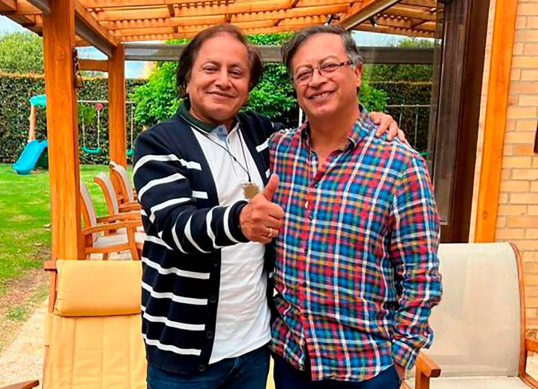 Juan Fernando Petro, hermano del Presidente, también se habría reunido con criminales en Medellín
