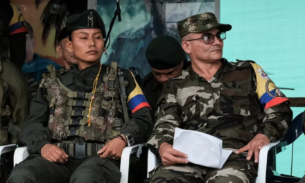 Atención: disidencias de “Iván Mordisco” anuncian suspensión de operaciones ofensivas en Colombia