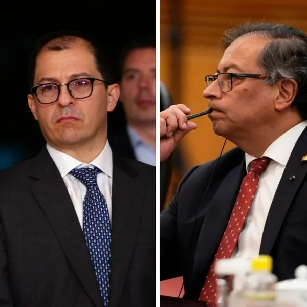 Nuevo Rifirrafe entre Petro y Barbosa por denuncias de narcotráfico del CTI