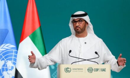 Ministro saudita de Energía subraya que su país no aceptará la reducción del uso de hidrocarburos