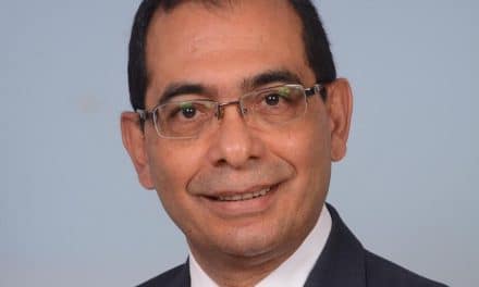 Democracia vs. Autocracia