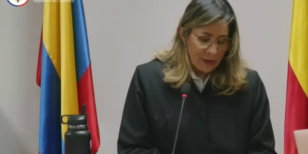 Denuncian a jueza Sandra Heredia por presunta falta de imparcialidad en su fallo contra Uribe