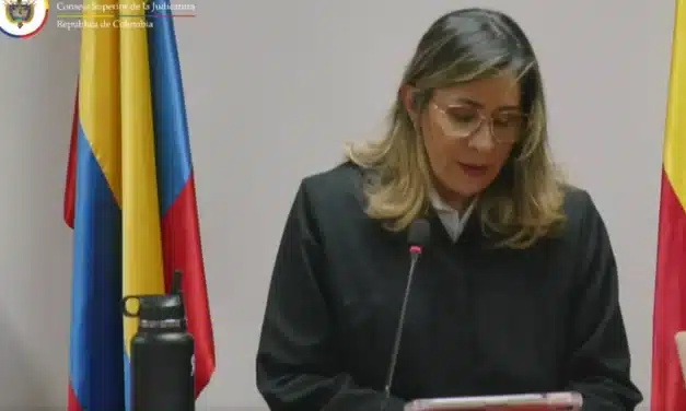 Denuncian a jueza Sandra Heredia por presunta falta de imparcialidad en su fallo contra Uribe