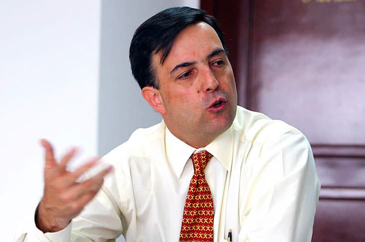 Ni Cepeda ni Daniel Quintero pueden participar en la Comsulta del Frente amplio en marzo de 2026, afirma el Ex Registrador Juan Carlos Galindo.