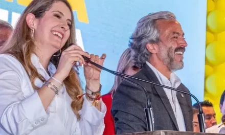 “Bienvenido, señor vicepresidente”: Paloma Valencia confirma que Juan Daniel Oviedo será su fórmula