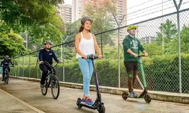 Las patinetas eléctricas prenden las alarmas en Bogotá tras dispararse las muertes y los accidentes en un año